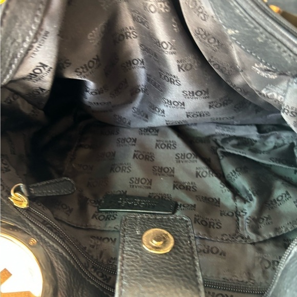 Michael Kors Pebble Leather Large Tote - Picture 7 of 12